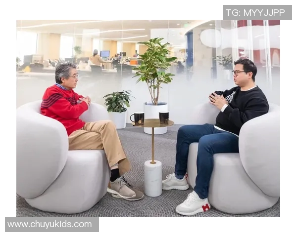 王强的足球旅程与人生哲学深度对话探索 王强的足球旅程与人生哲学深度对话探索